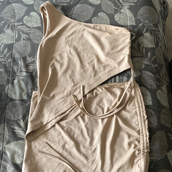 Two piece khaki ruched set - Picture 2 of 2